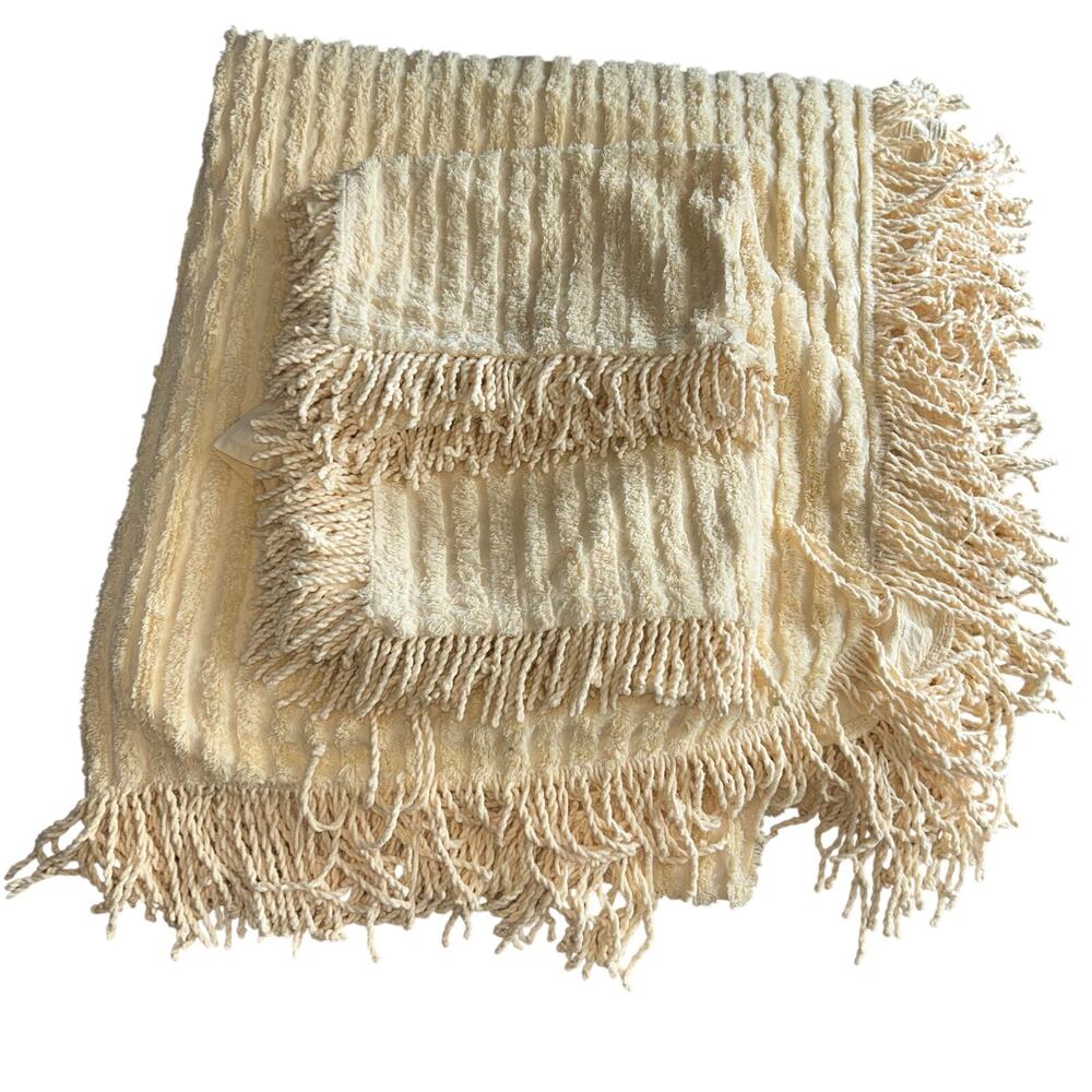 Linen Source Chic Chenille Cotton Cream Yellow Bed Coverlet & 2 Shams full/queen